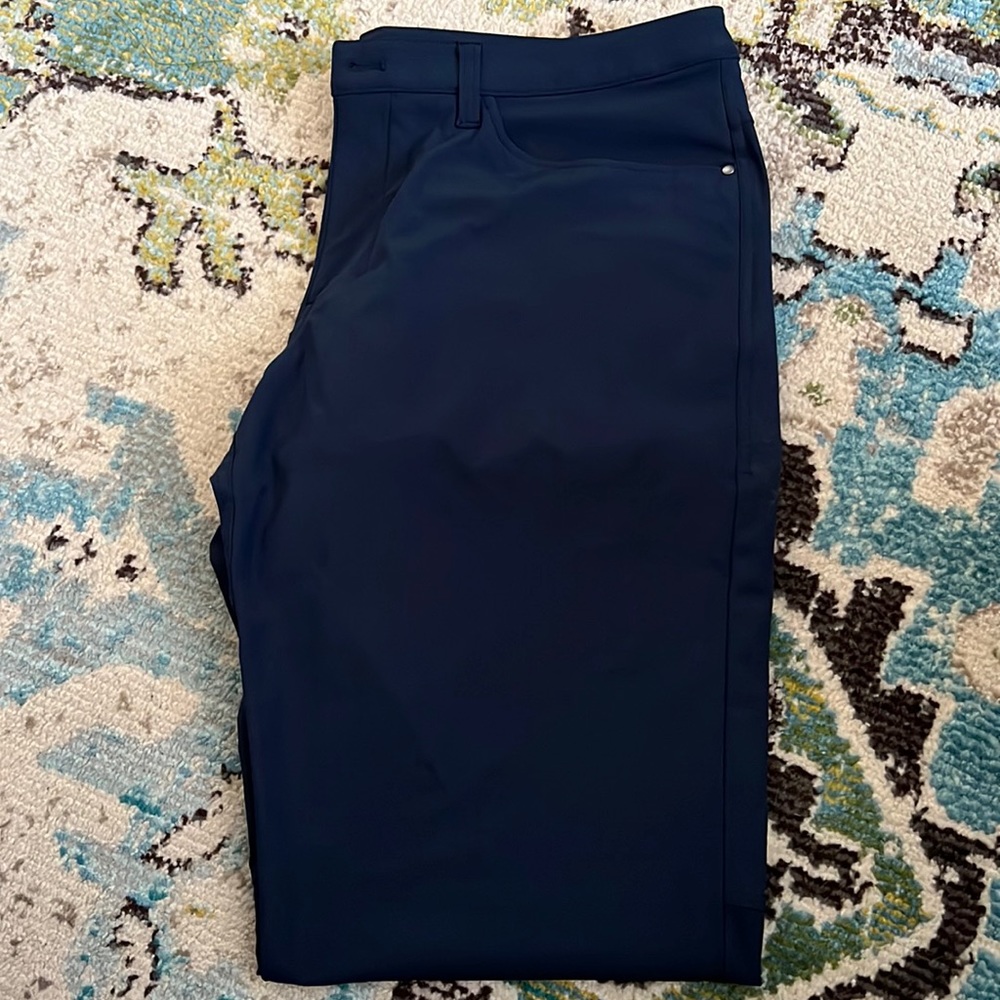 Like New Lululemon ABC Pants 36x32